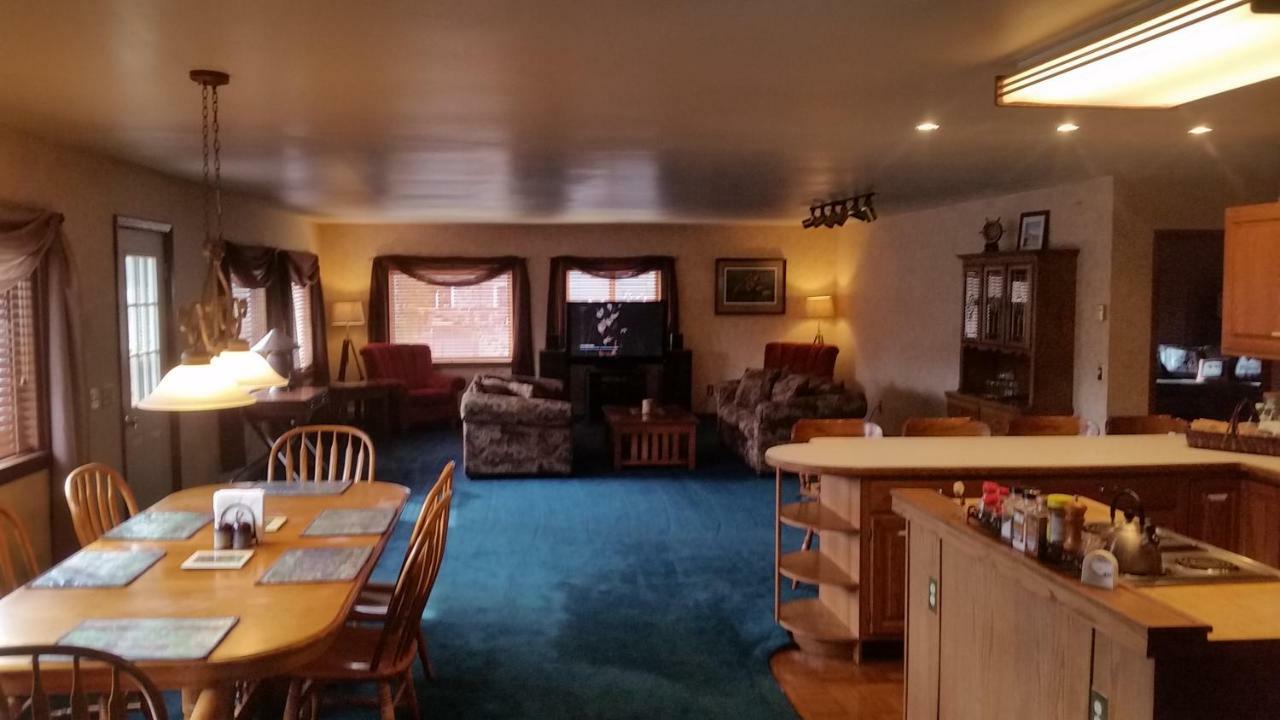Kodiak Russian River Lodge Dış mekan fotoğraf